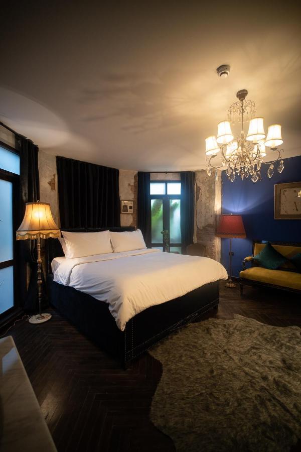 Baan Tuk Din Hotel Bangkok Ngoại thất bức ảnh
