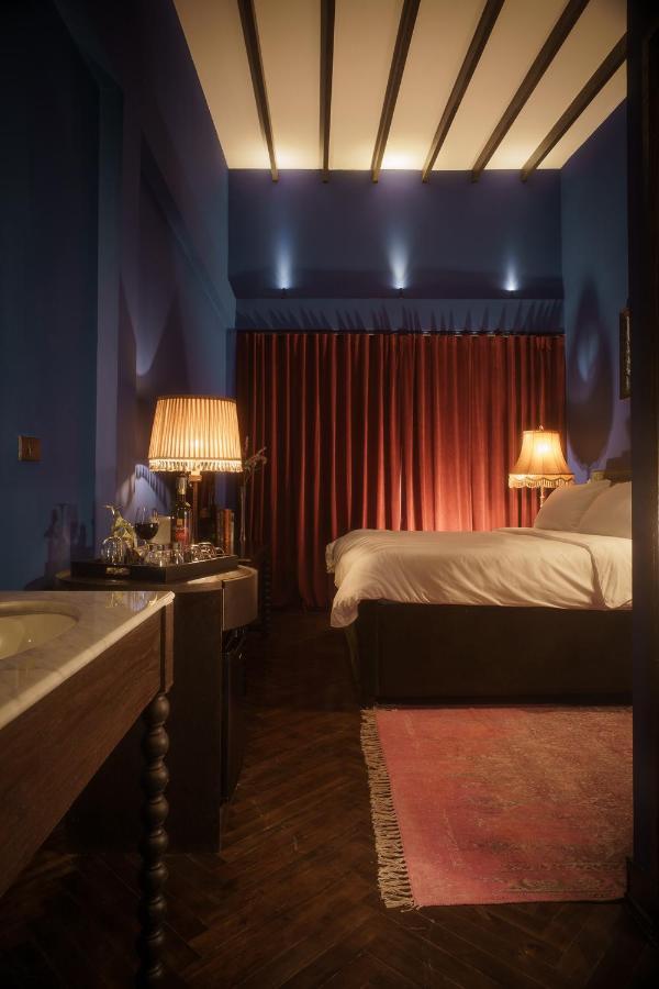 Baan Tuk Din Hotel Bangkok Ngoại thất bức ảnh