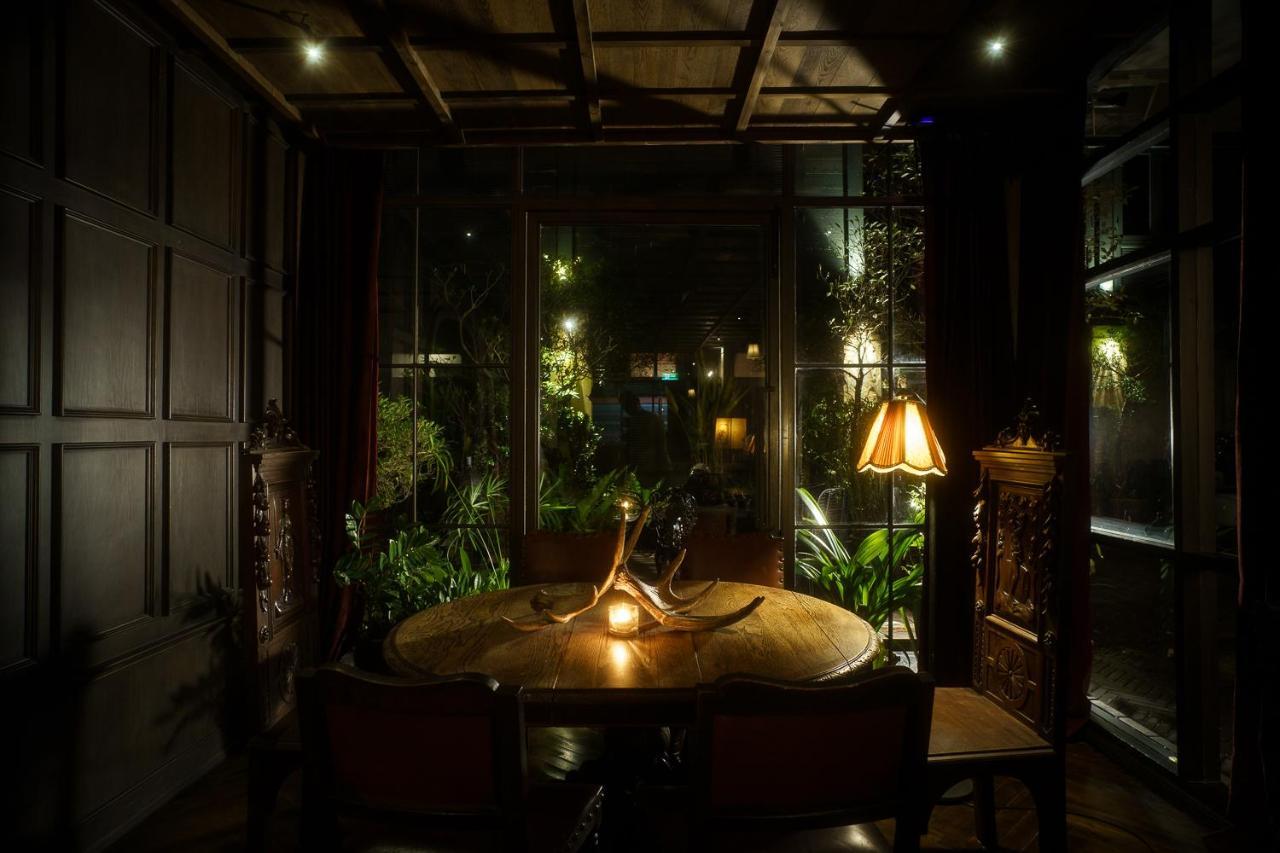 Baan Tuk Din Hotel Bangkok Ngoại thất bức ảnh